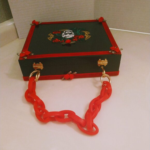 Suenos de Saundra Upcycled Collection, Black , AGANORSA Cigar Box, Purse - Picture 9 of 14